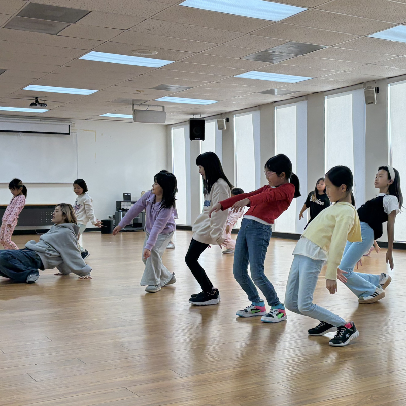 I registered for classes like I was booking tickets for a K-pop concert.